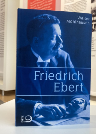 Friedrich Ebert. Biografie