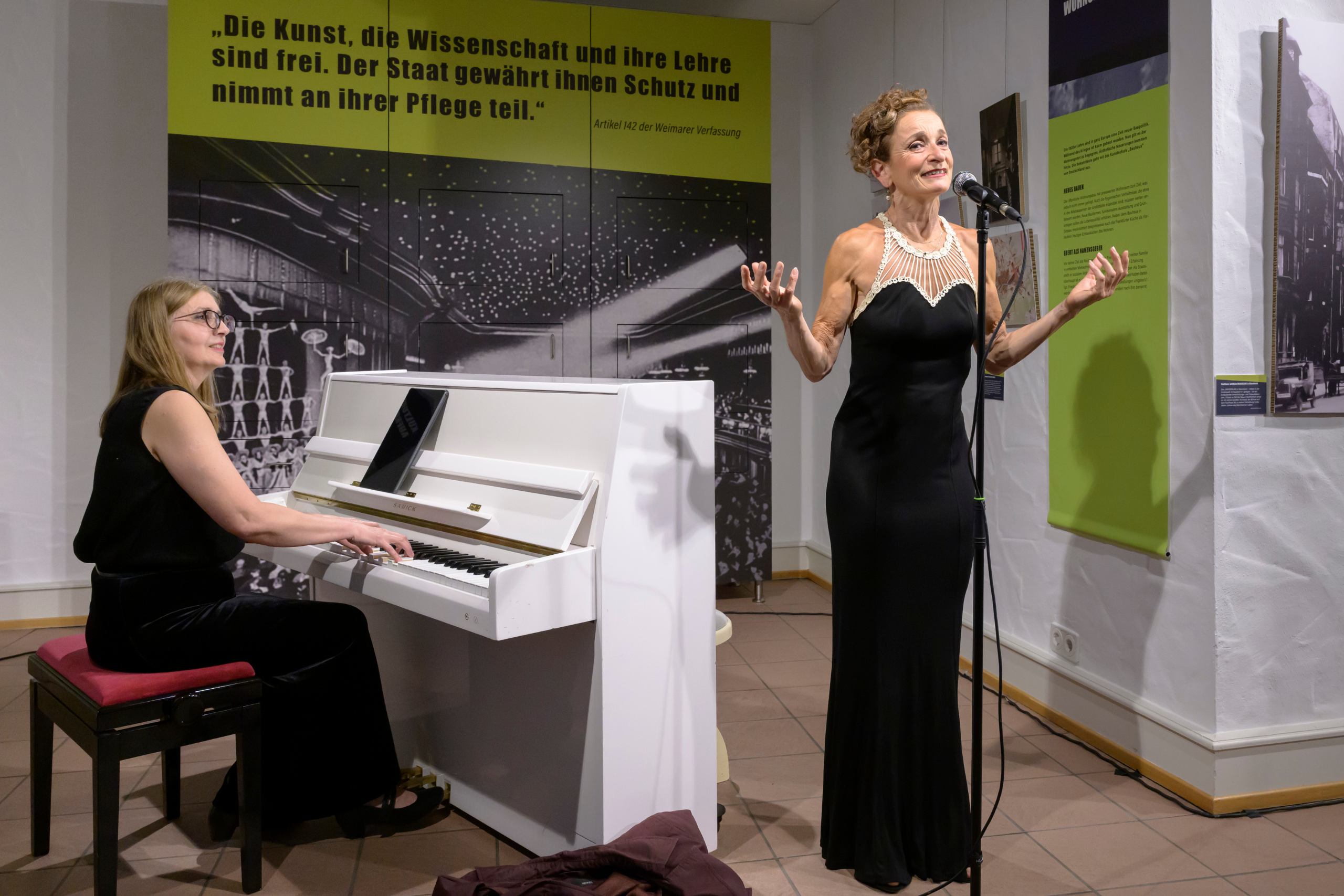 Musikalischer Abend mit 
Juliane Hollerbach und Olga Tomilov