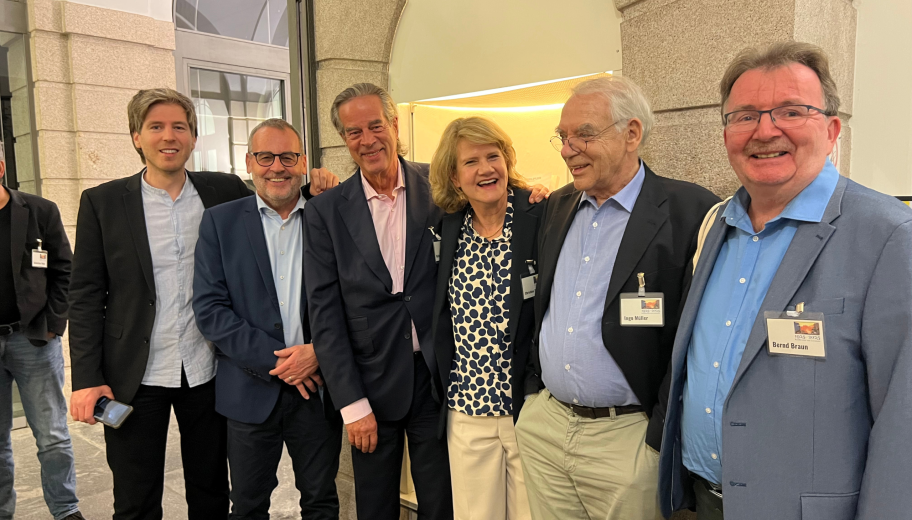 Internationale Tagung in Locarno