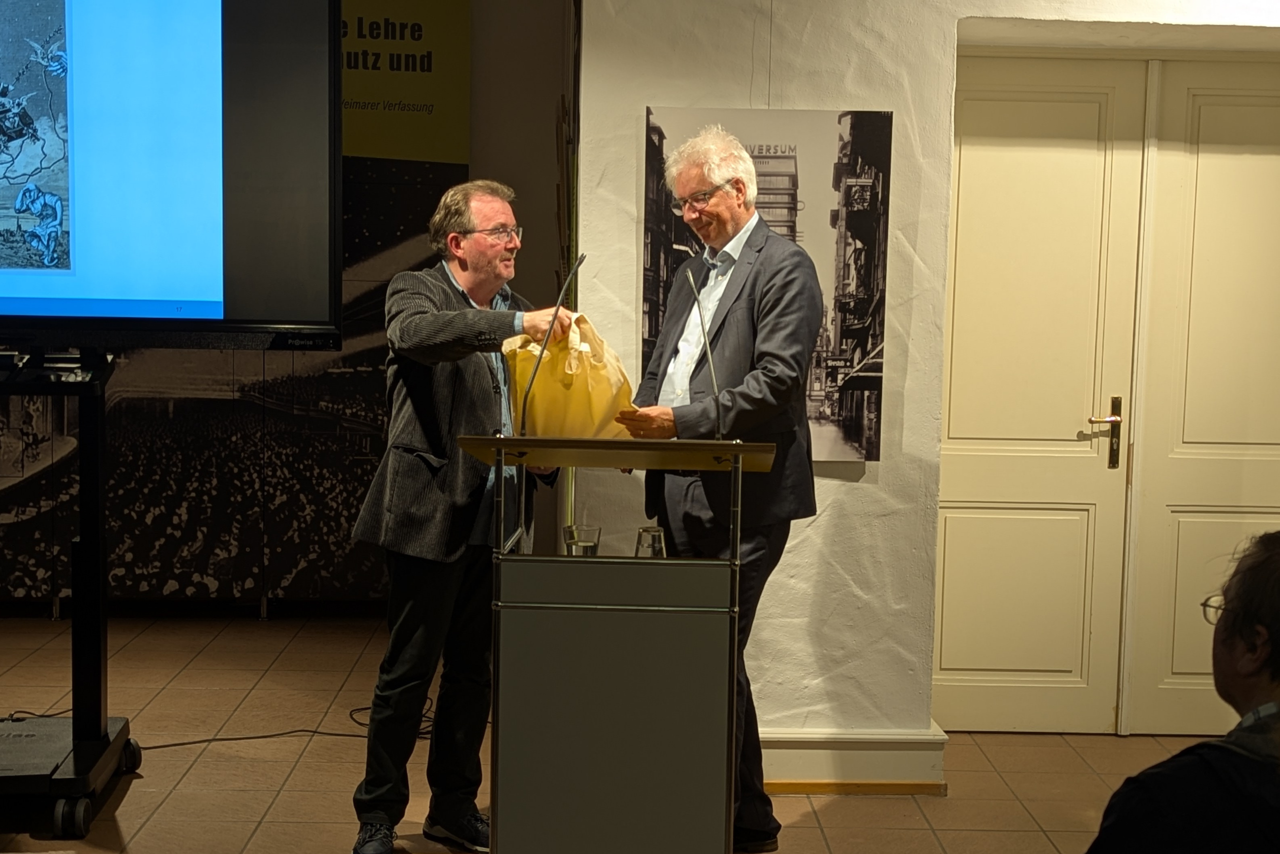 Vortrag des Beiratsvorsitzenden Prof. Dr. Christoph Cornelißen