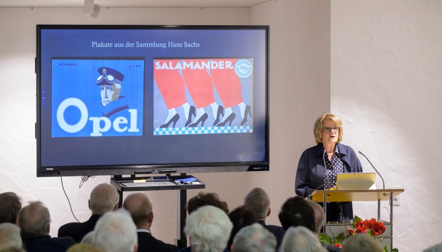 Frau Dr. Christina Stresemann während des Vortrags