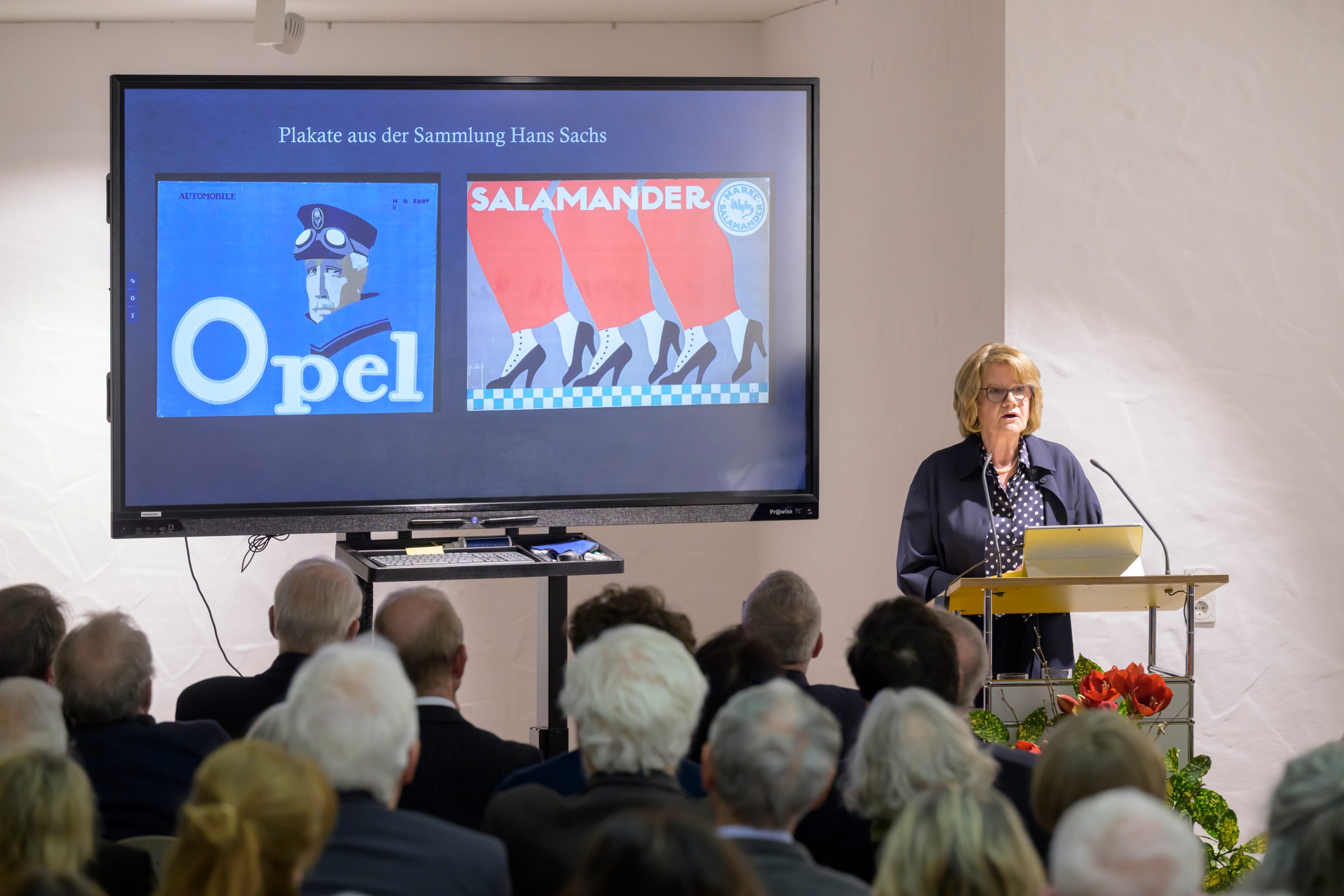 Frau Dr. Christina Stresemann während des Vortrags