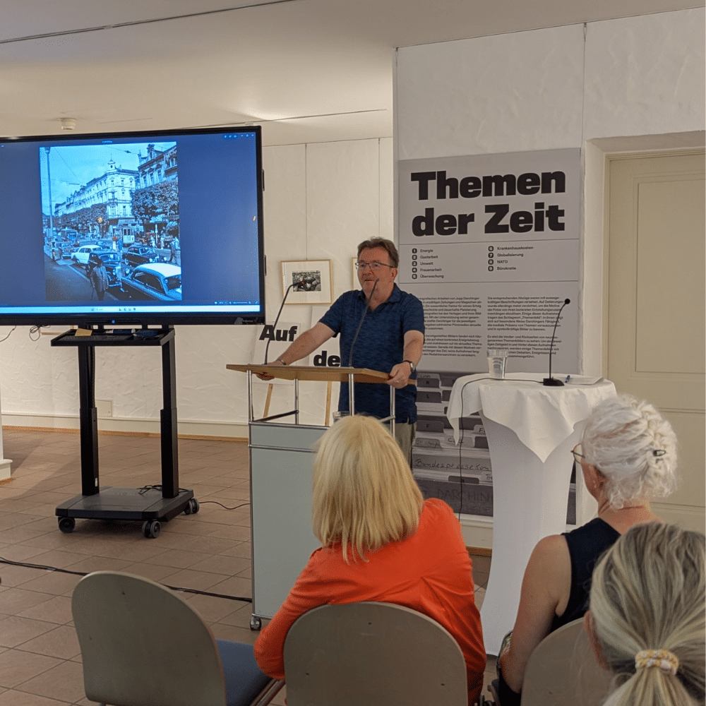 Prof. Dr. Bernd Braun, der Geschäftsführer des Friedrich-Ebert-Hauses, begrüßte die Anwesenden.